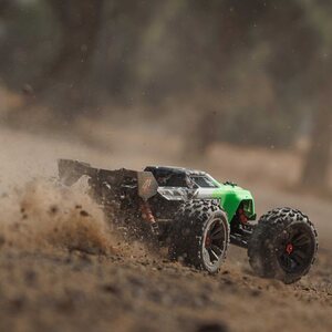 ARRMA RC 1/10 Kraton 4X4 4S Blx Speed Monster Truck Rtr
