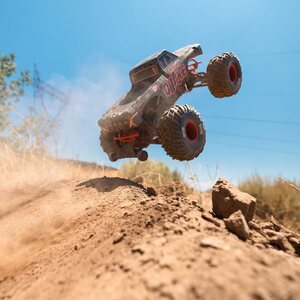 ARRMA RC QUAKE 223S BLX